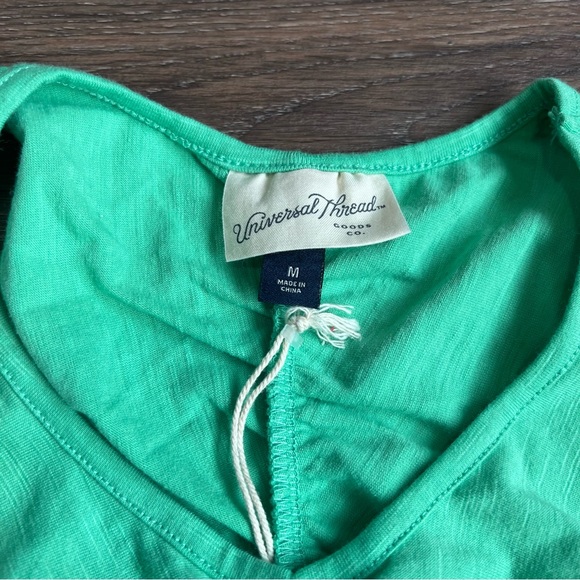 Universal Thread Green Sleeveless Ruched Top - Picture 3 of 3